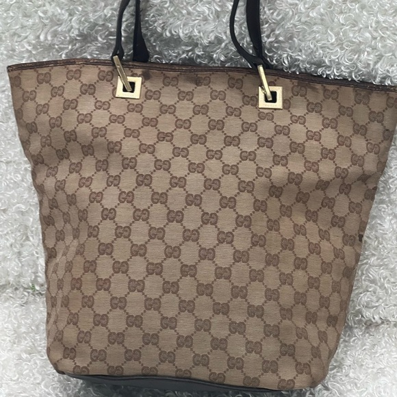 GUCCI GG Canvas Bucket Tote Bag - Picture 1 of 16